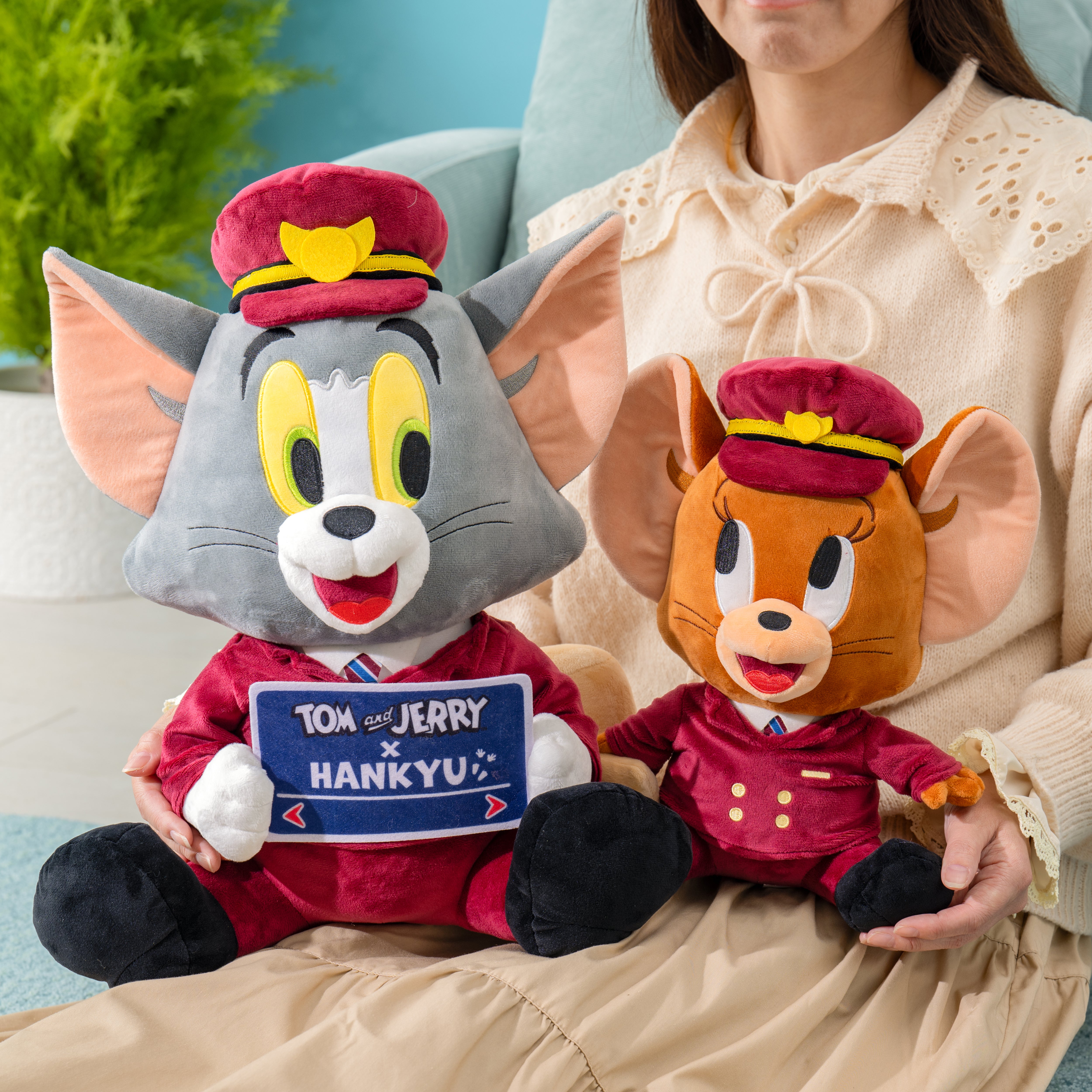 【キャンセル分再販売】【特典1枚つき】トムとジェリー×阪急電車 添乗ぬいぐるみ(トムとジェリー)