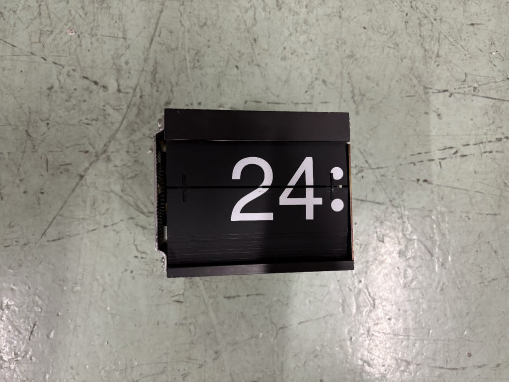 87　　時刻表示器（時間）