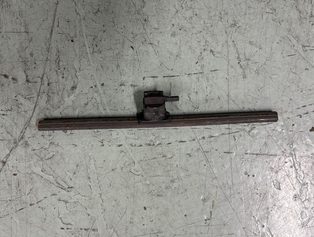 106　　トロリ線文鎮A