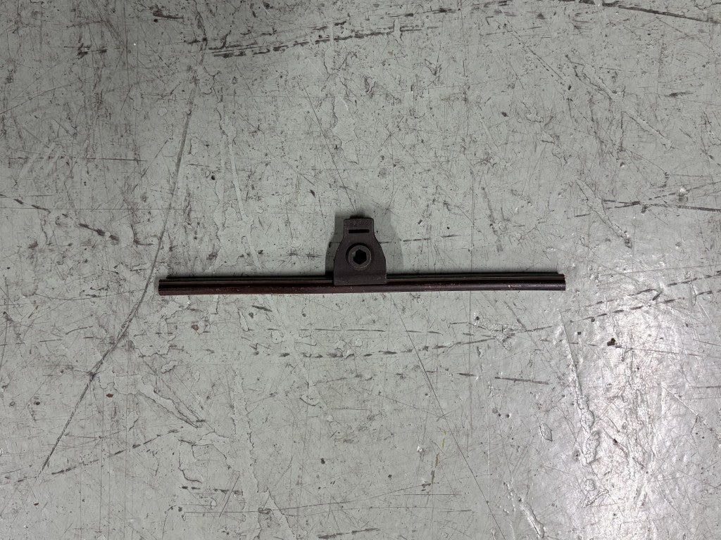 109　　トロリ線文鎮D