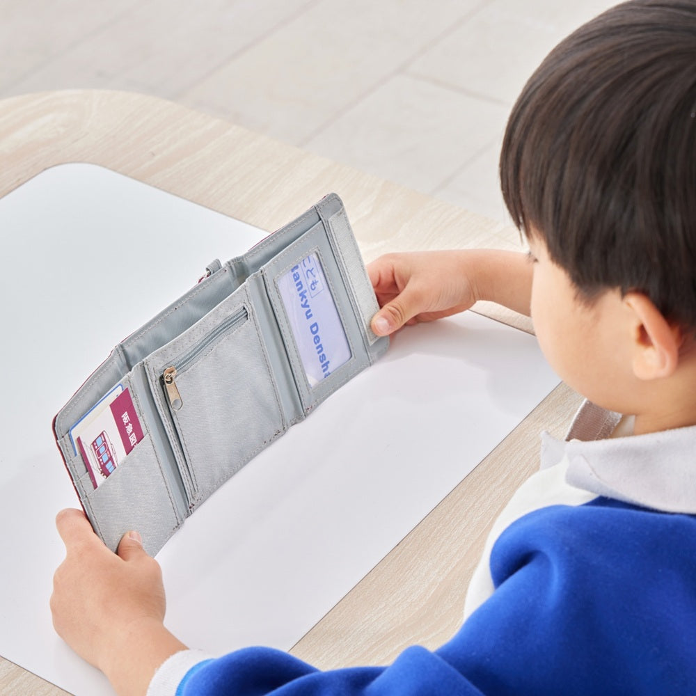 キッズ三つ折り財布