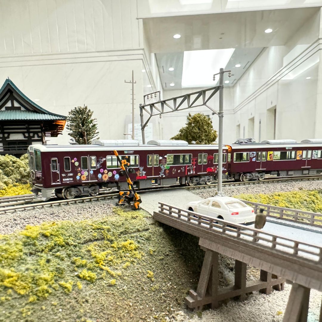 【キャンセル分再販売】【特典つき】鉄道模型阪急1300系（京都線・トムとジェリー号)8両編成セット（動力付き）