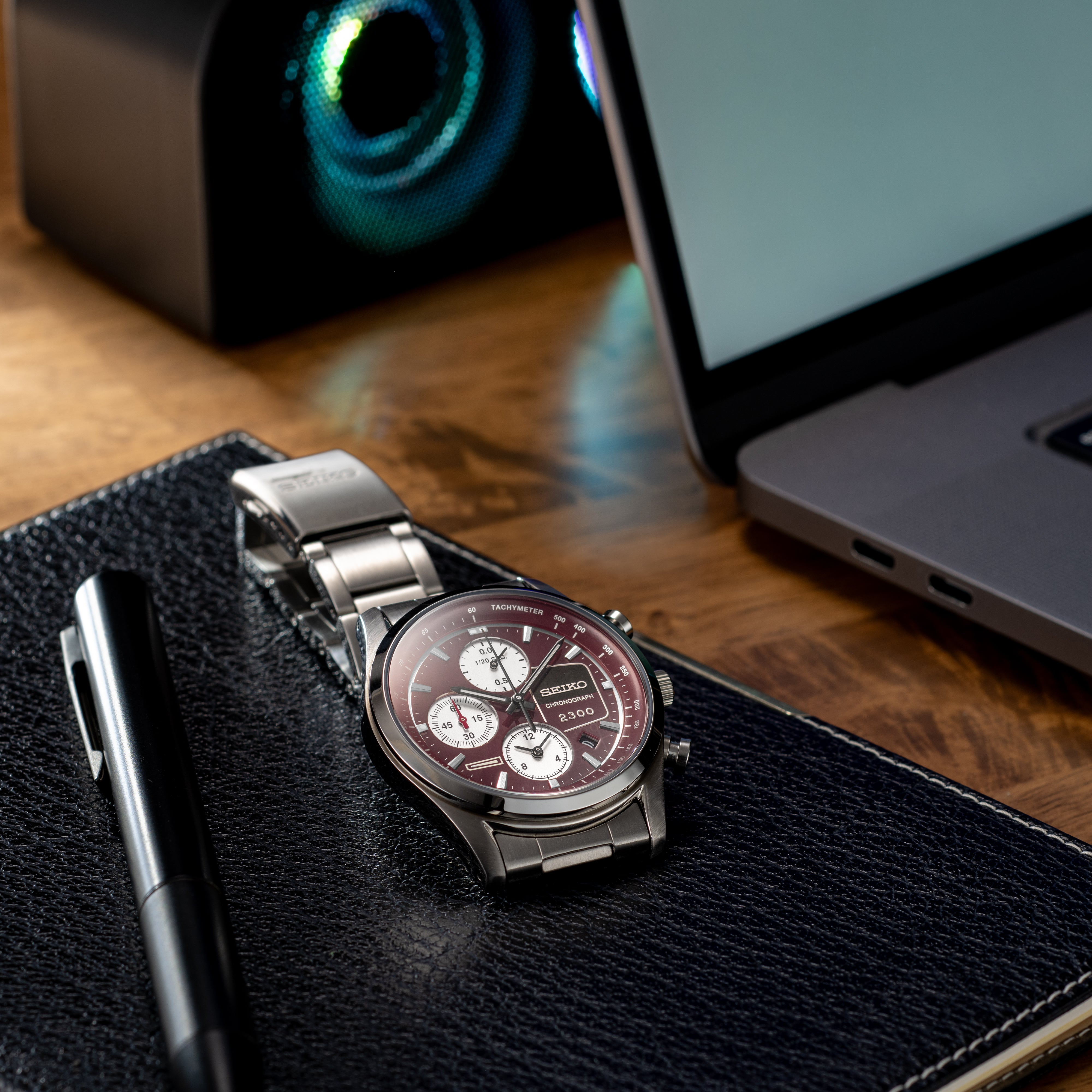 SEIKO×阪急電車 新2300系竣工記念腕時計