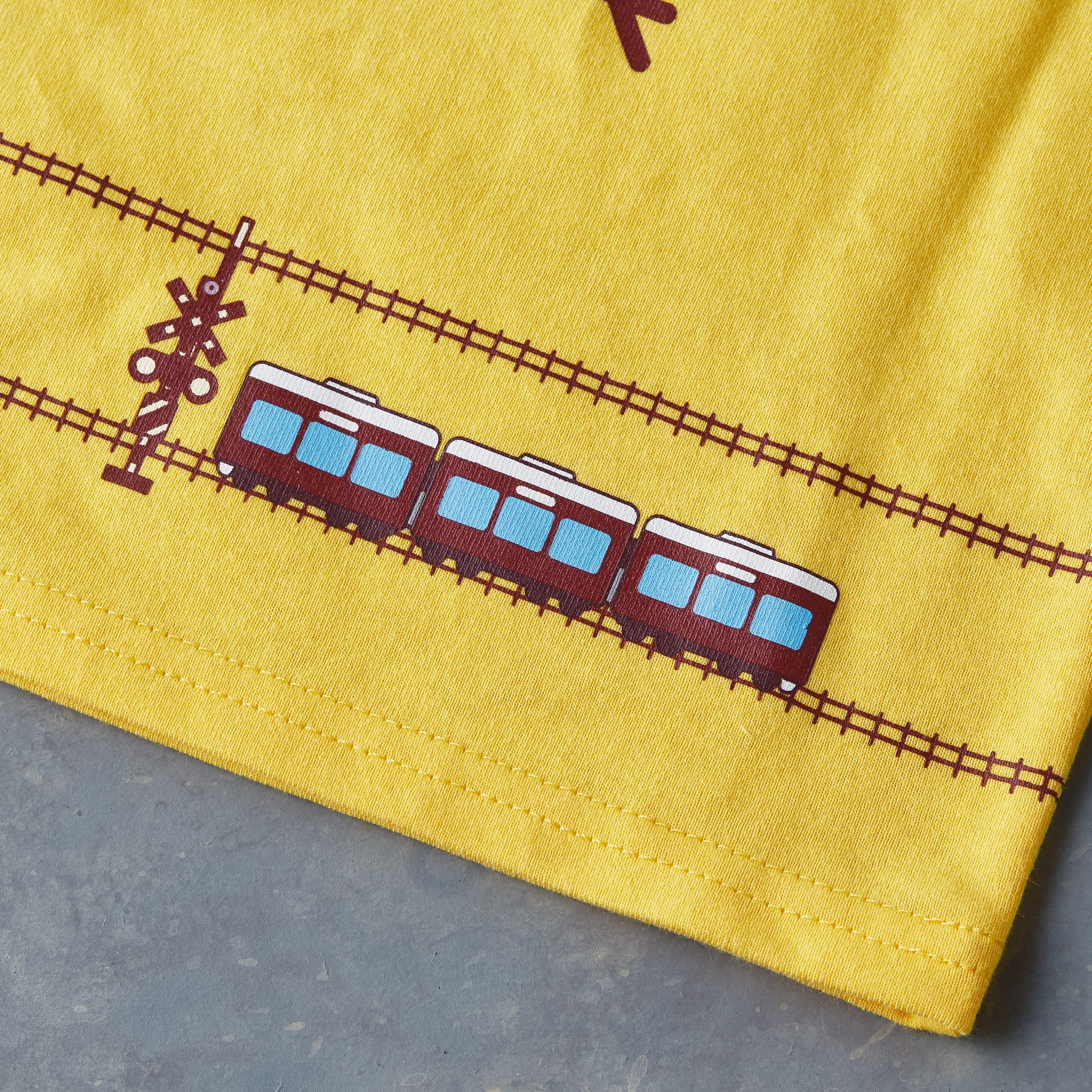 キッズTシャツ(電車正面・イエロー)