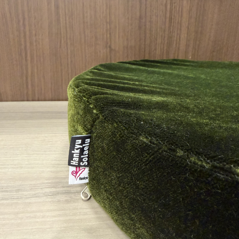 【阪急ソラエル応援】阪急電車シートクッション ／ フロア用・厚み約8cm（予約商品）